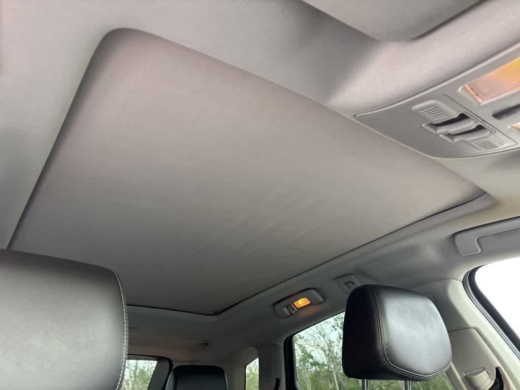 Thumbnail: 2015 Cadillac SRX - 9