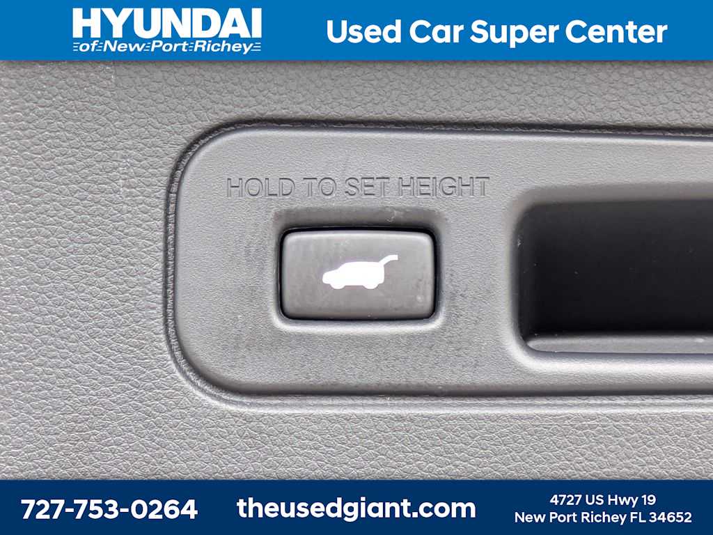 Thumbnail: 2023 Honda Pilot - 14