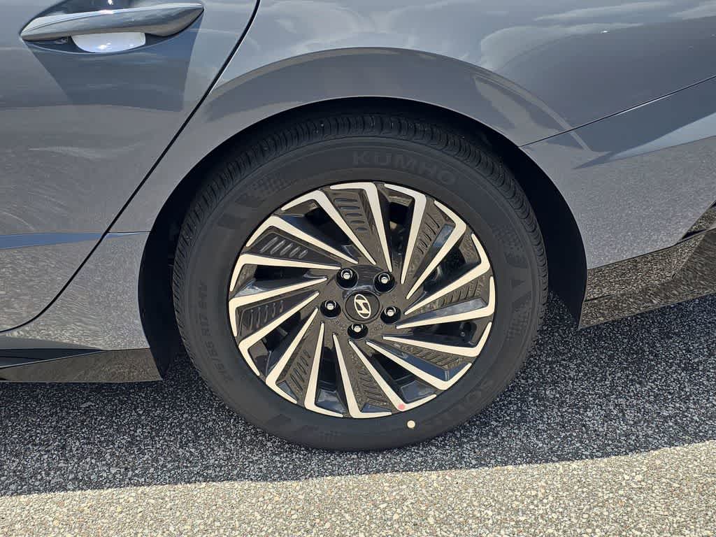 Thumbnail: 2026 Hyundai Sonata - 14