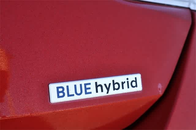 Thumbnail: 2024 Hyundai Elantra - 4