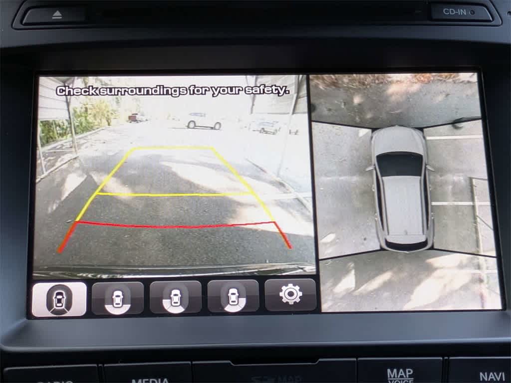 Thumbnail: 2017 Hyundai Santa Fe - 27