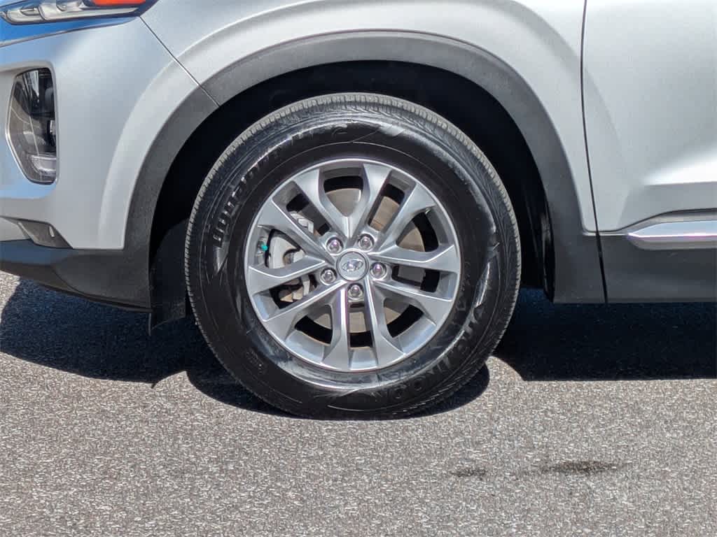 Thumbnail: 2019 Hyundai Santa Fe - 10