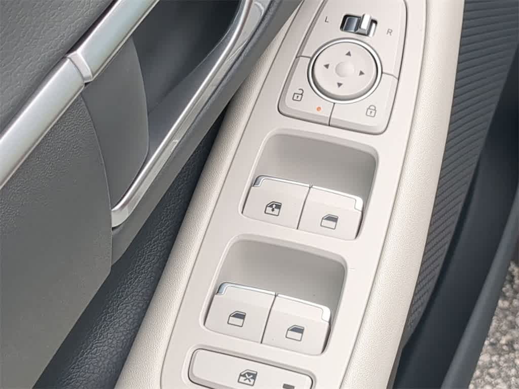 Thumbnail: 2026 Hyundai Sonata - 17