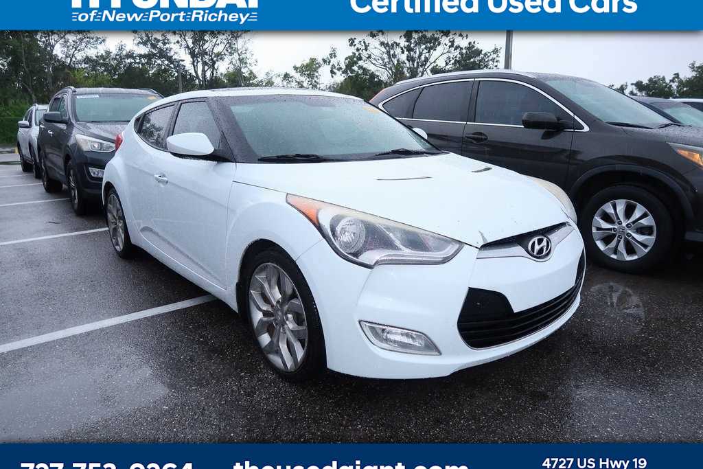 Thumbnail: 2015 Hyundai Veloster - 4