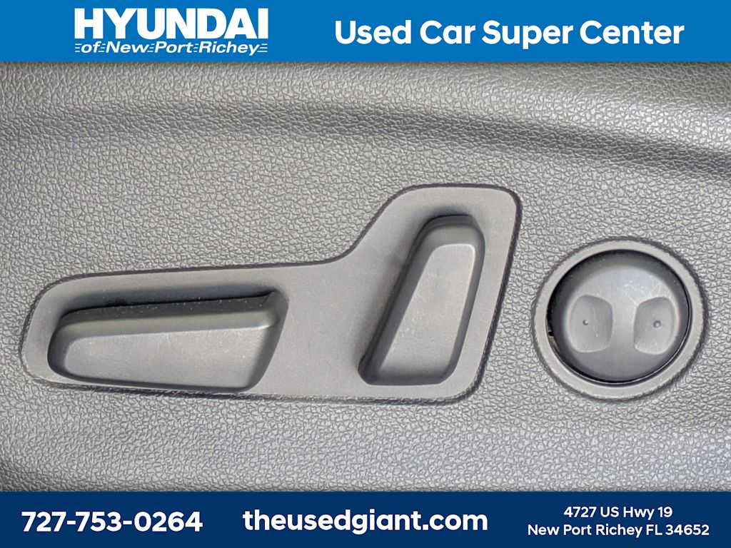 Thumbnail: 2021 Hyundai Tucson - 20