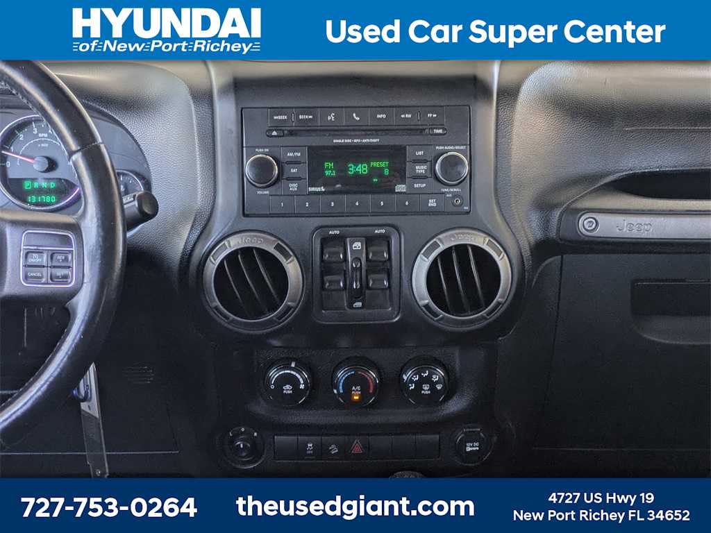 Thumbnail: 2014 Jeep Wrangler - 19