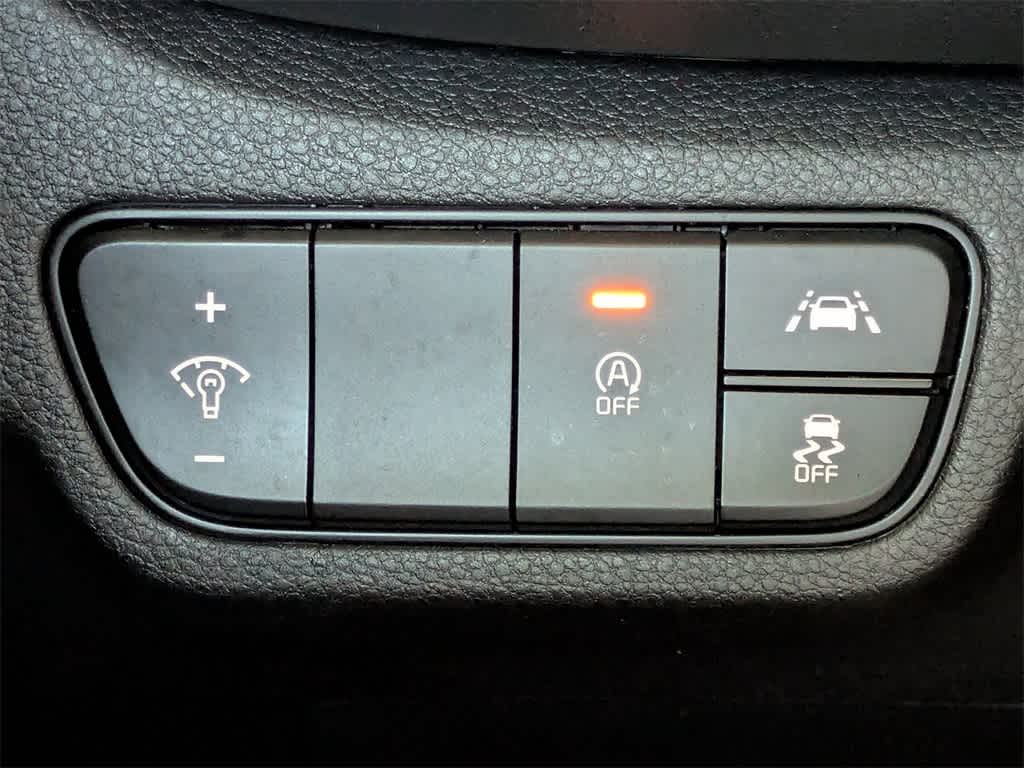 Thumbnail: 2023 Kia Seltos - 27