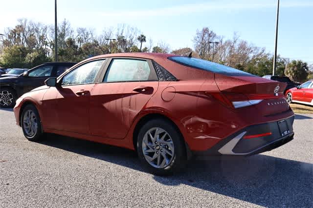 Thumbnail: 2024 Hyundai Elantra - 2