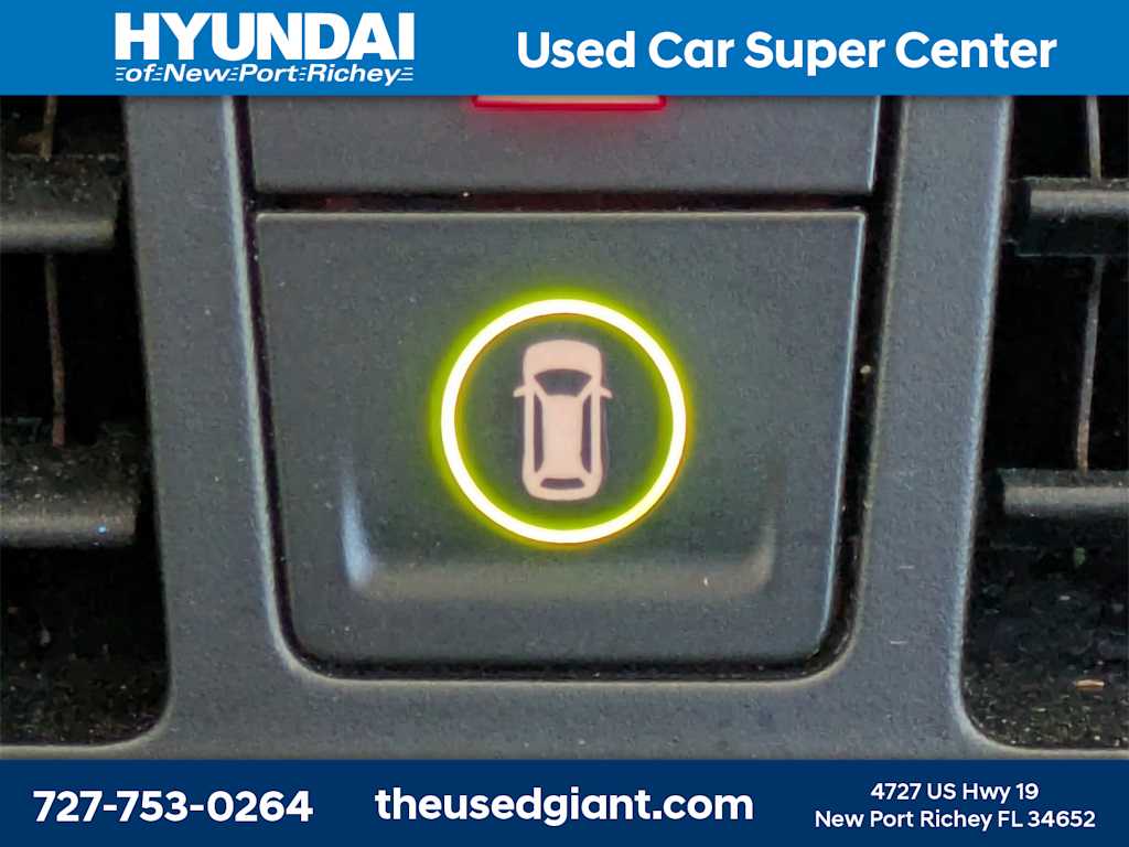 Thumbnail: 2015 BMW i3 - 25