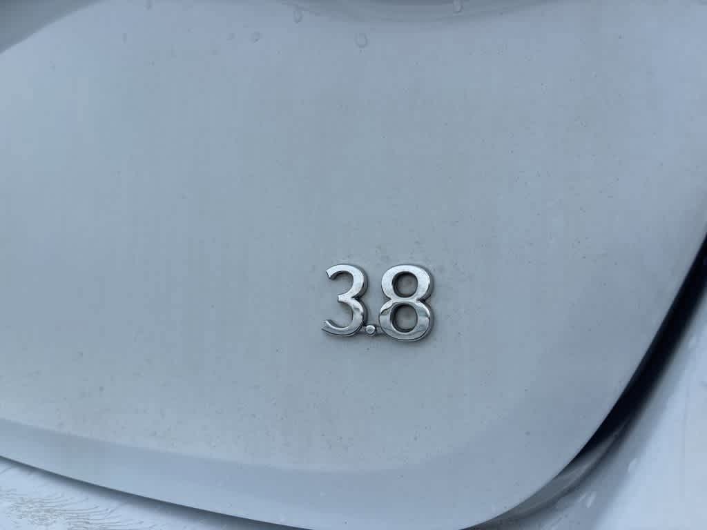 Thumbnail: 2015 Hyundai Genesis - 5