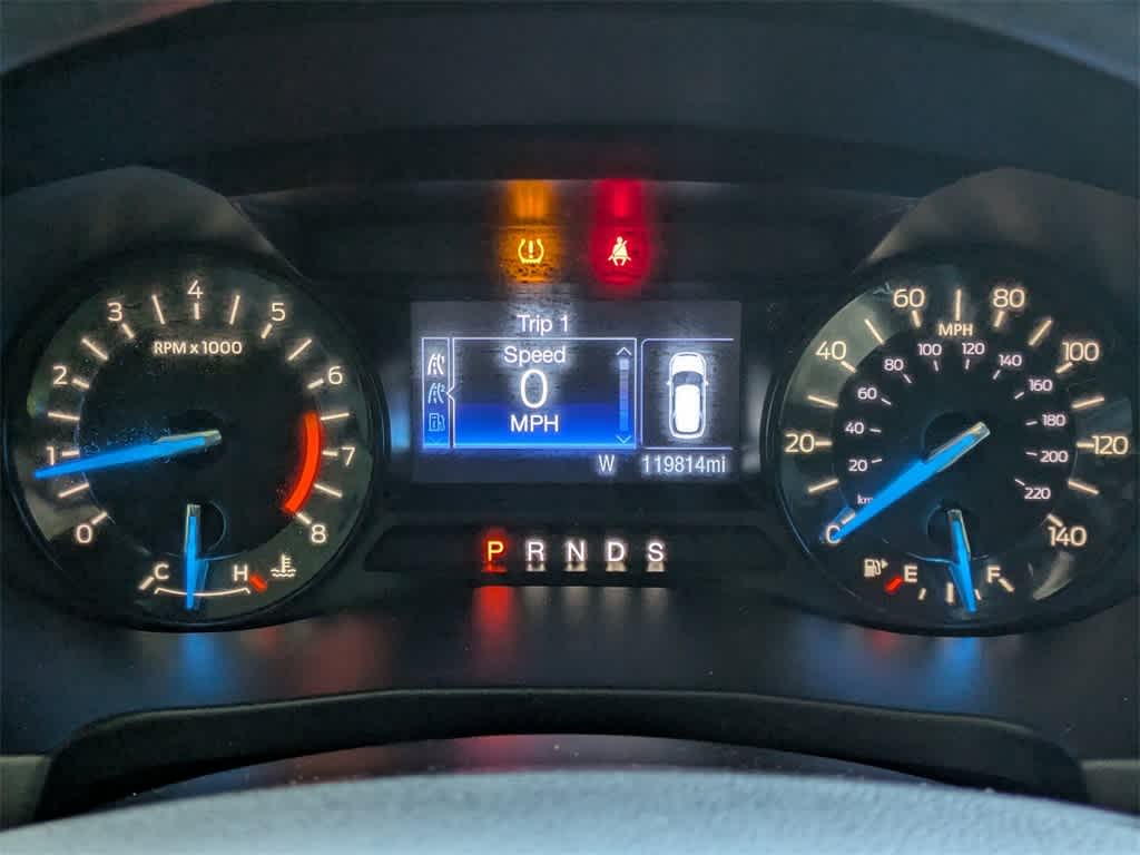 Thumbnail: 2017 Ford Explorer - 30