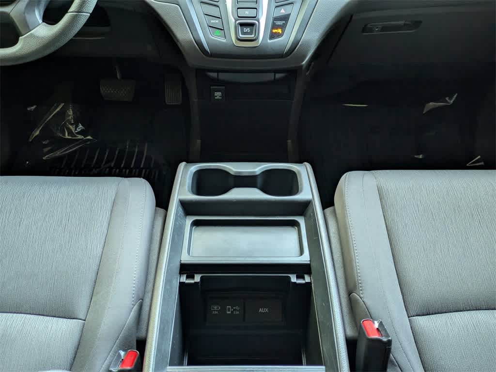 Thumbnail: 2018 Honda Odyssey - 23