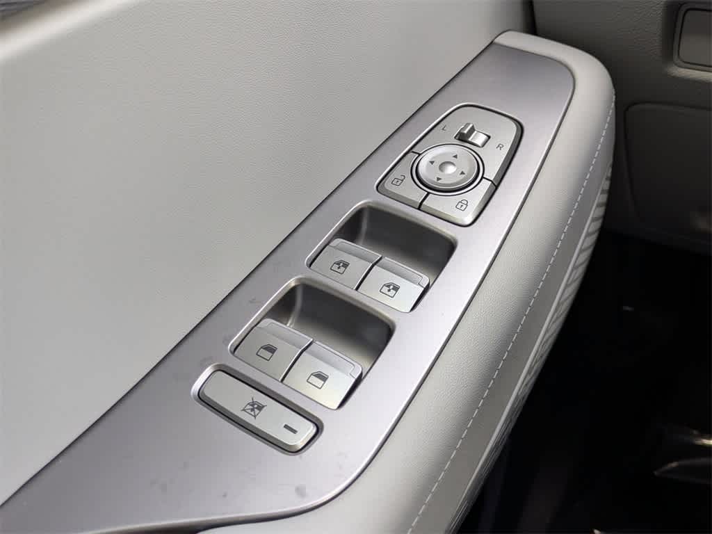 Thumbnail: 2022 Hyundai Palisade - 31