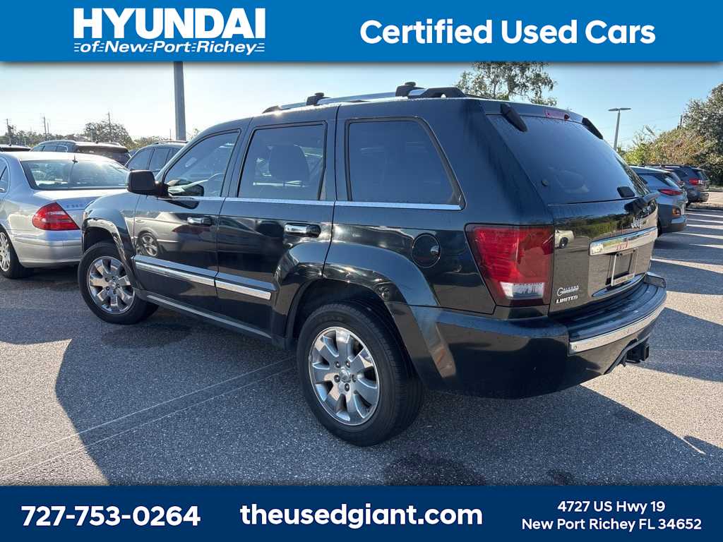 Thumbnail: 2010 Jeep Grand Cherokee - 1