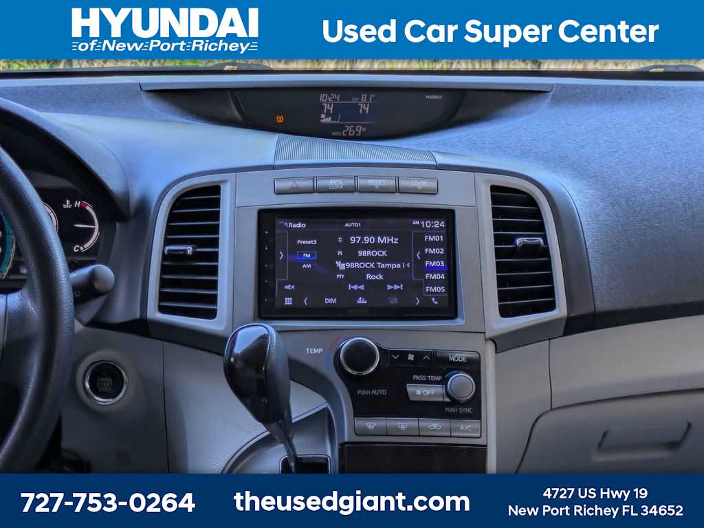 Thumbnail: 2009 Toyota Venza - 20