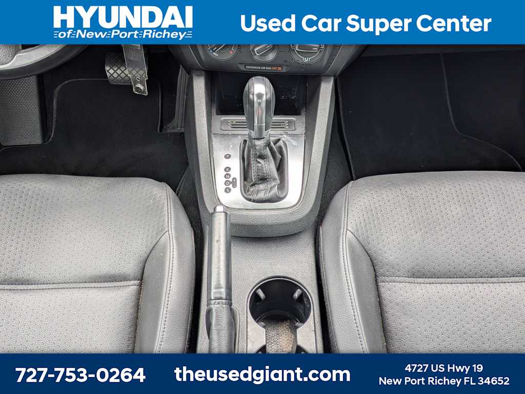 Thumbnail: 2014 Volkswagen Jetta - 19