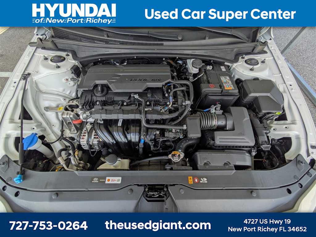 Thumbnail: 2024 Hyundai Elantra - 12