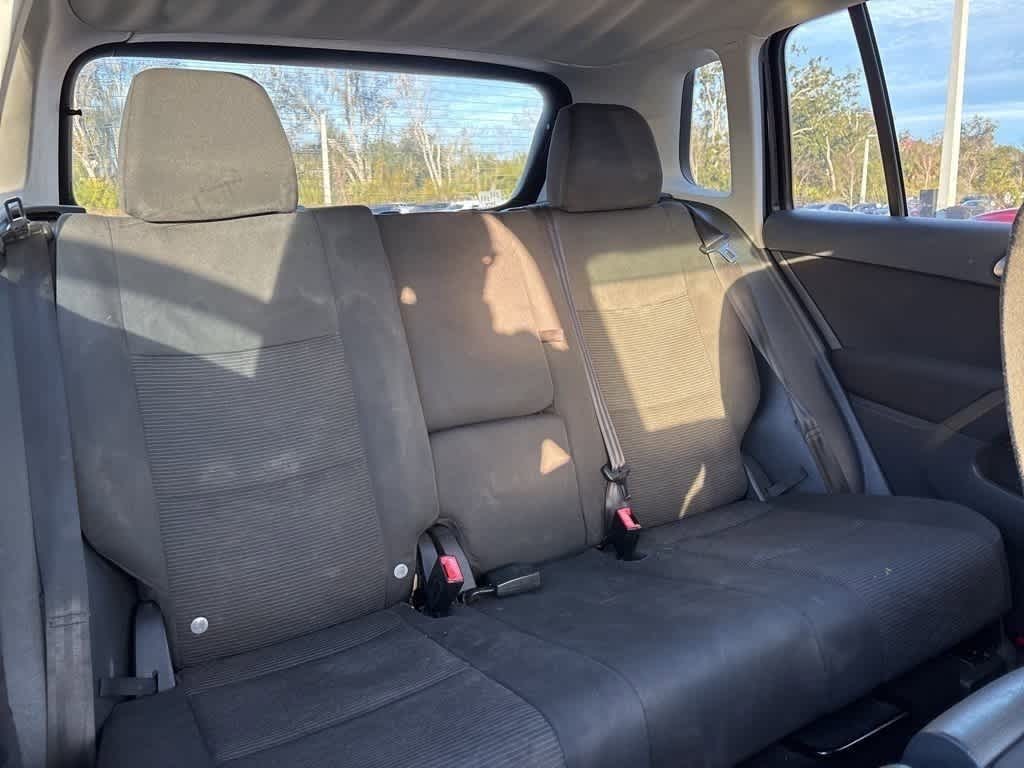 Thumbnail: 2013 Volkswagen Tiguan - 9