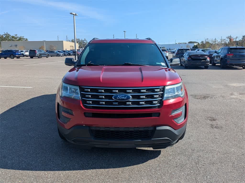 Thumbnail: 2017 Ford Explorer - 8