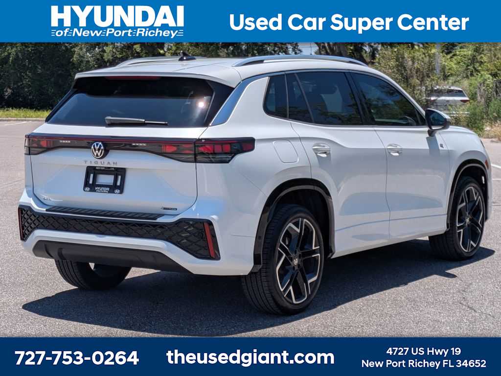 Thumbnail: 2025 Volkswagen Tiguan - 5