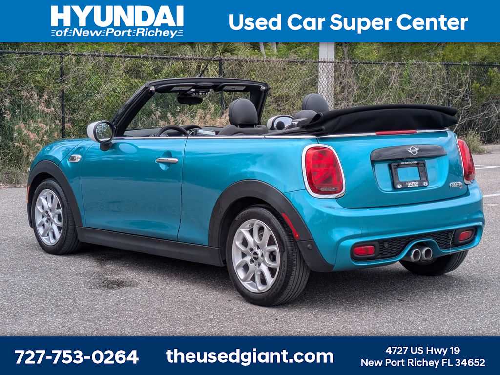 Thumbnail: 2020 MINI Cooper Convertible - 3