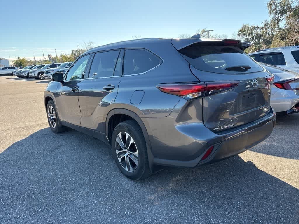 Thumbnail: 2025 Toyota Highlander - 2