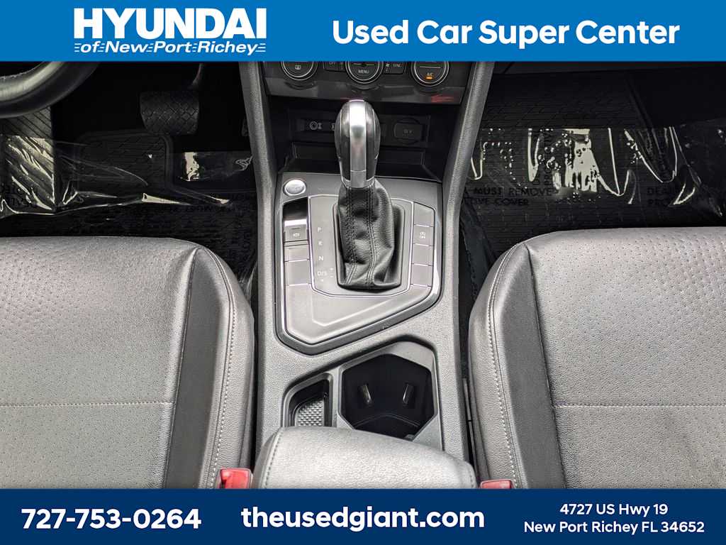 Thumbnail: 2018 Volkswagen Tiguan - 24