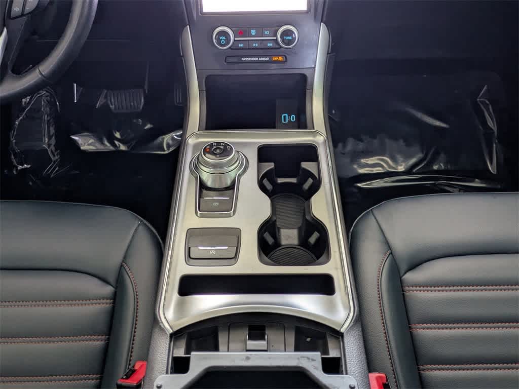 Thumbnail: 2023 Ford Edge - 25