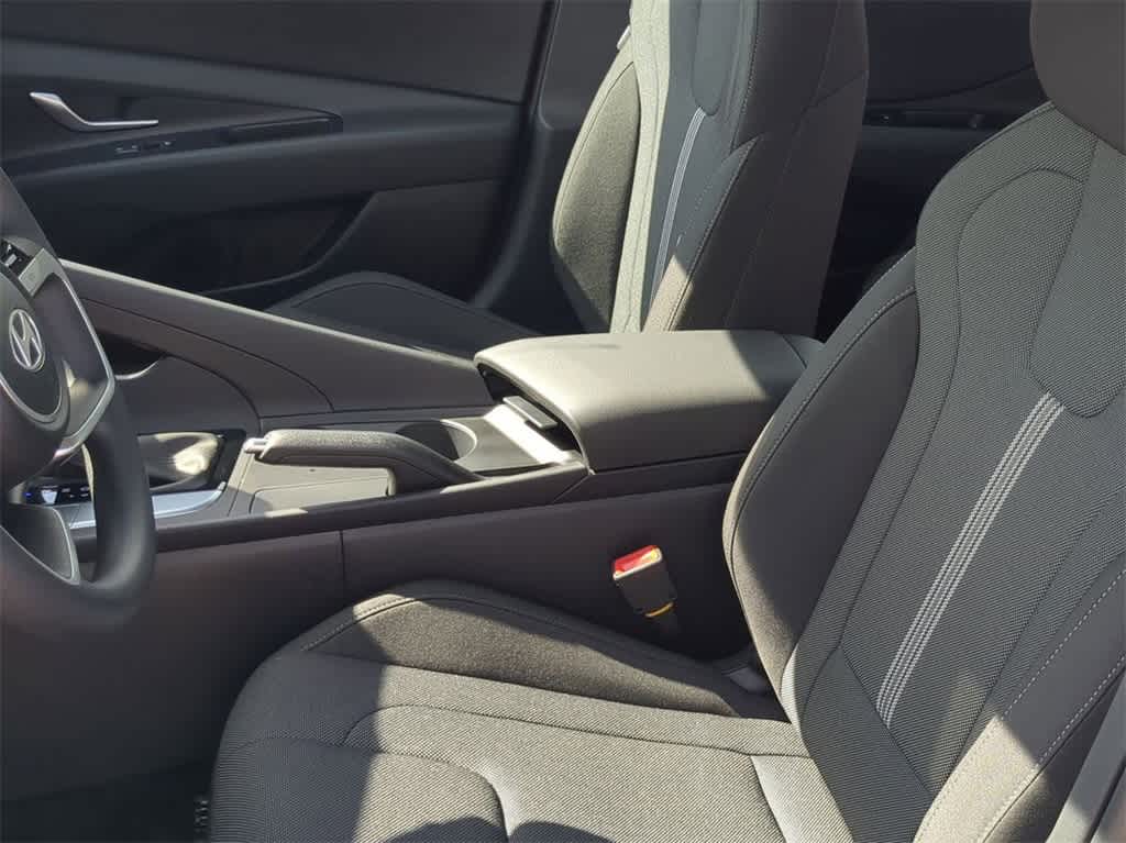 Thumbnail: 2026 Hyundai Elantra - 16