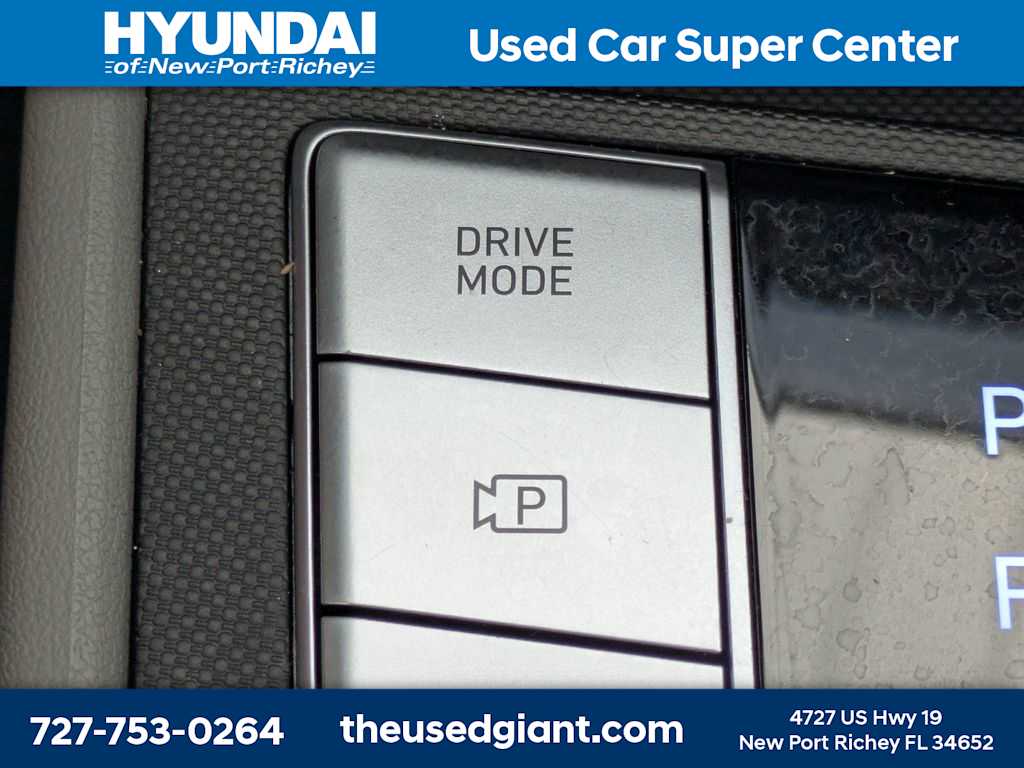 Thumbnail: 2024 Hyundai Elantra - 25