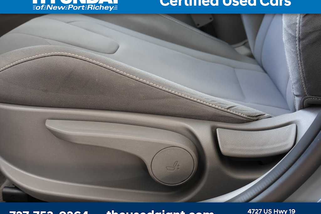 2023 Hyundai Elantra SEL 19