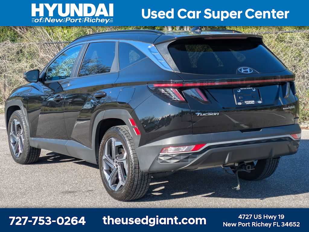 Thumbnail: 2022 Hyundai Tucson - 3