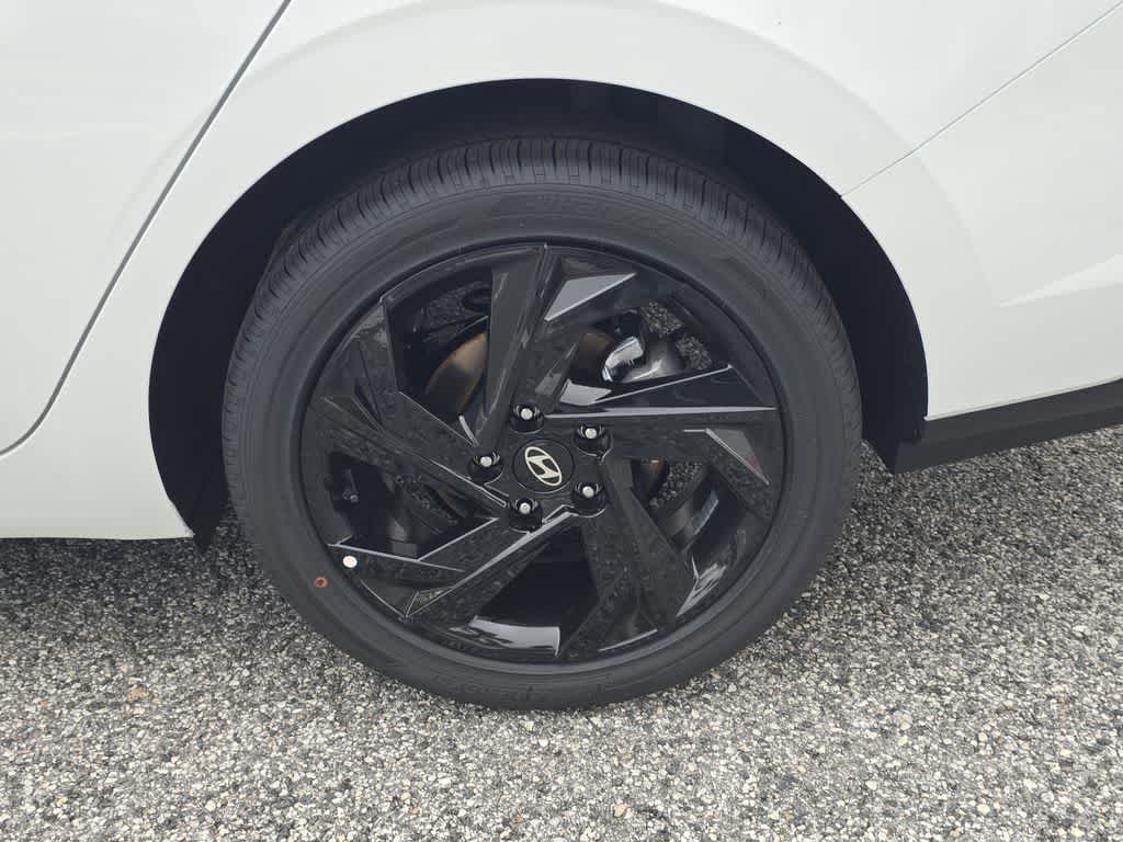 Thumbnail: 2026 Hyundai Elantra - 14
