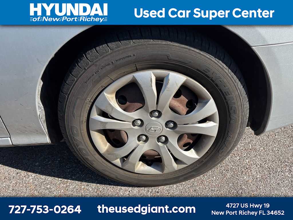 Thumbnail: 2010 Hyundai Elantra - 5