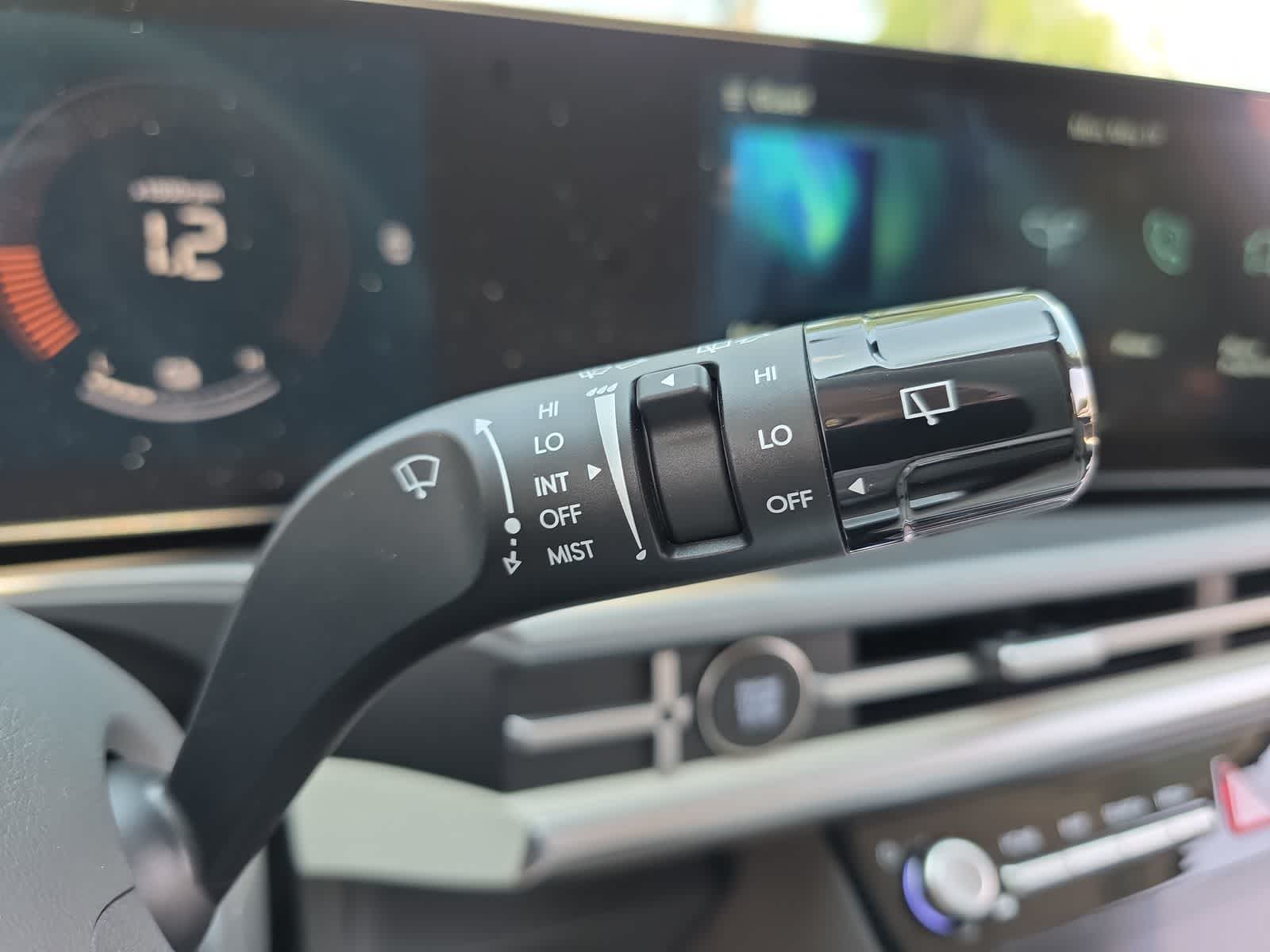 2025 Hyundai Santa Fe SEL 23