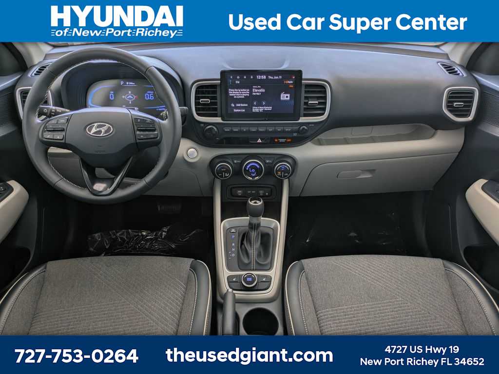 Thumbnail: 2023 Hyundai Venue - 15