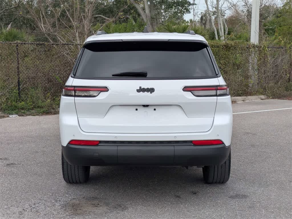 Thumbnail: 2023 Jeep Grand Cherokee L - 4