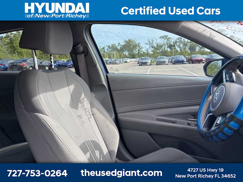 Thumbnail: 2023 Hyundai Elantra - 7