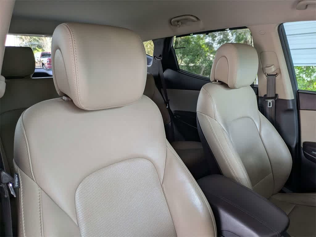 Thumbnail: 2017 Hyundai Santa Fe - 6