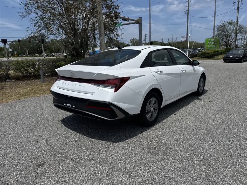 Thumbnail: 2025 Hyundai Elantra - 6