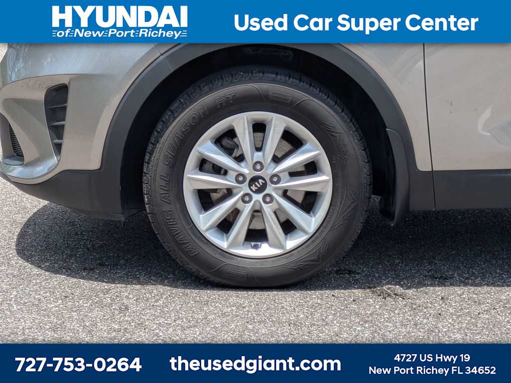 Thumbnail: 2019 Kia Sorento - 10