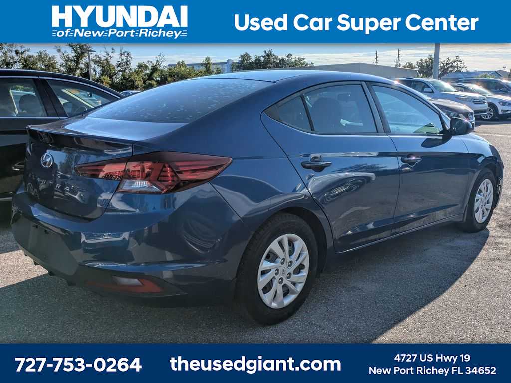 Thumbnail: 2019 Hyundai Elantra - 2