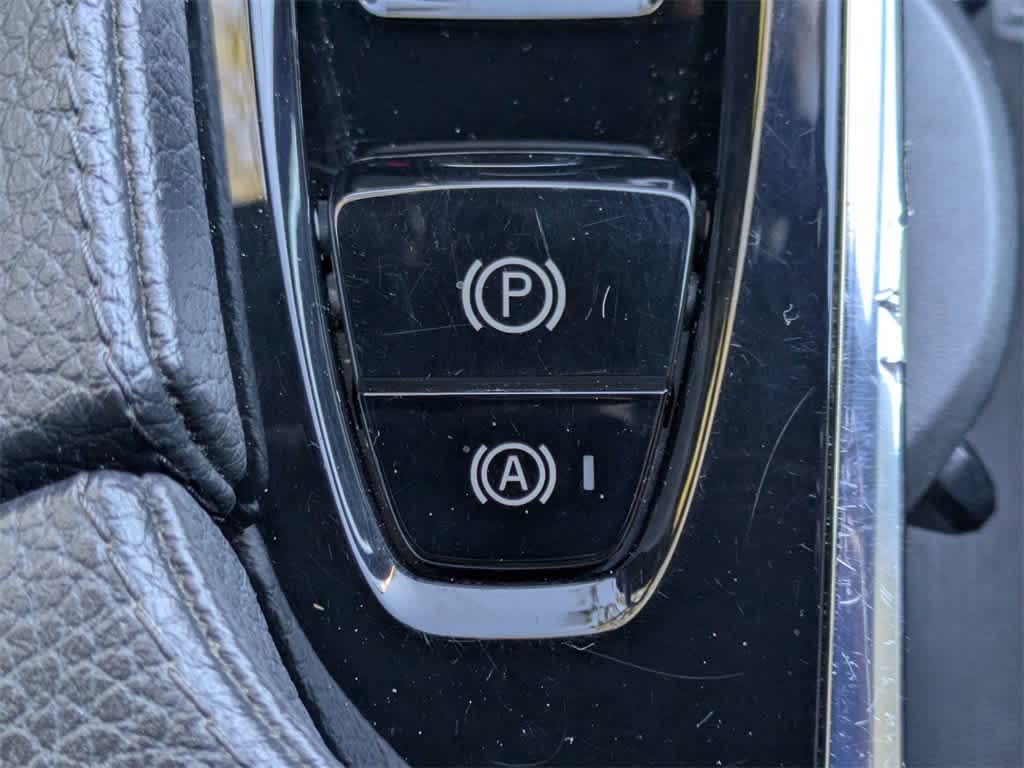 Thumbnail: 2016 Volvo XC90 - 33