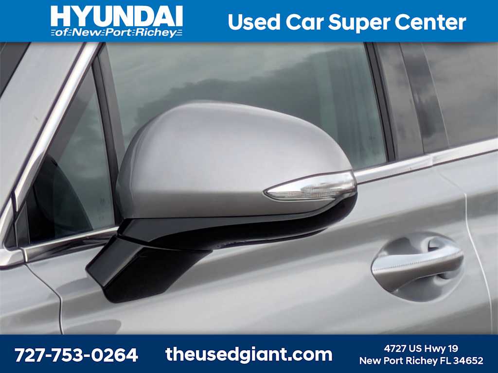 Thumbnail: 2022 Hyundai Santa Fe - 11