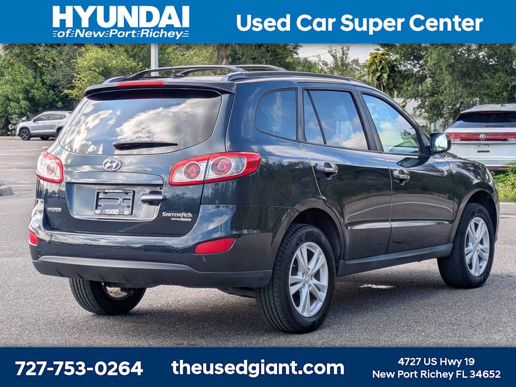 Thumbnail: 2010 Hyundai Santa Fe - 5