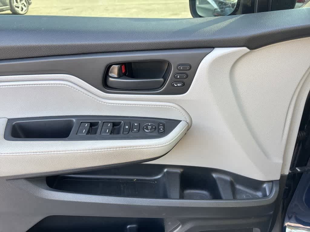 Thumbnail: 2020 Honda Odyssey - 10