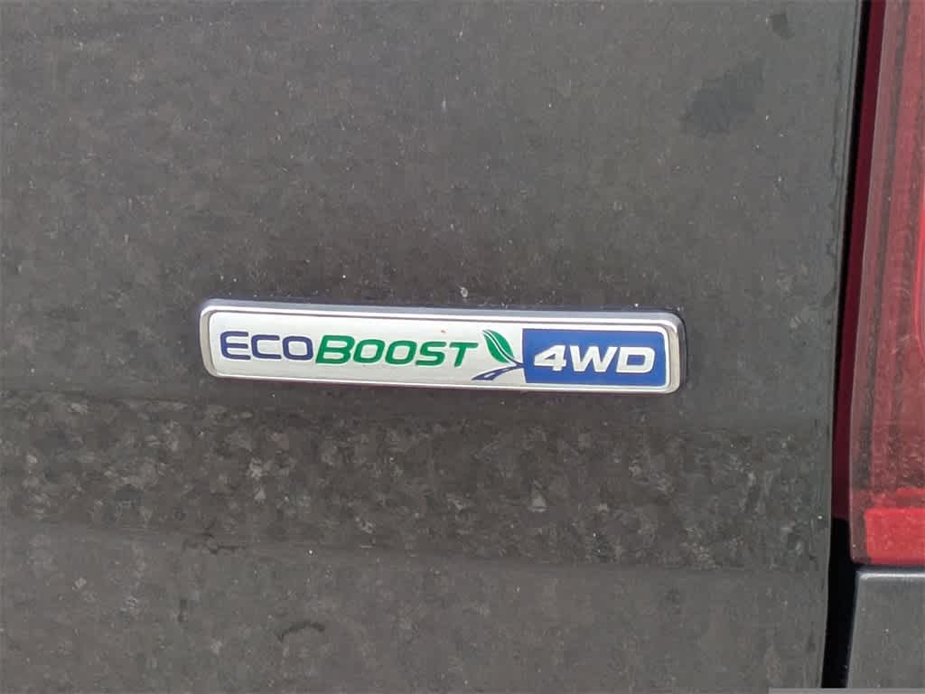 Thumbnail: 2015 Ford Explorer - 16