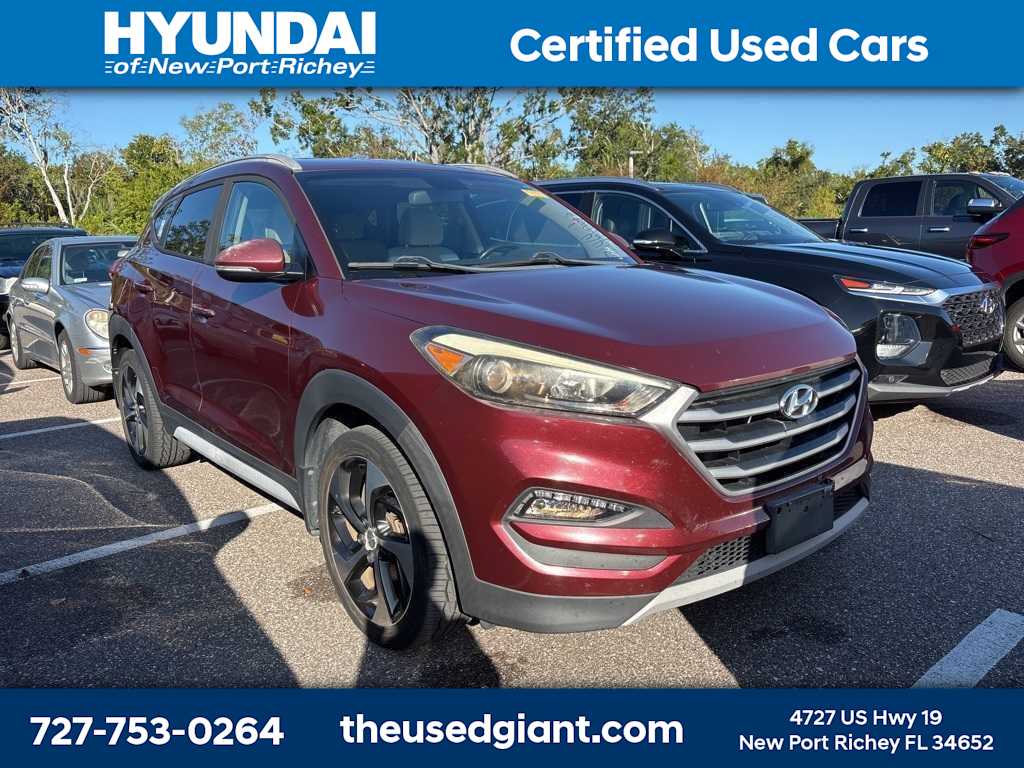 Thumbnail: 2017 Hyundai Tucson - 4