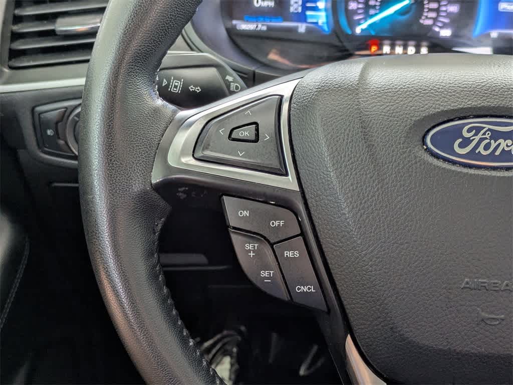 Thumbnail: 2023 Ford Edge - 34