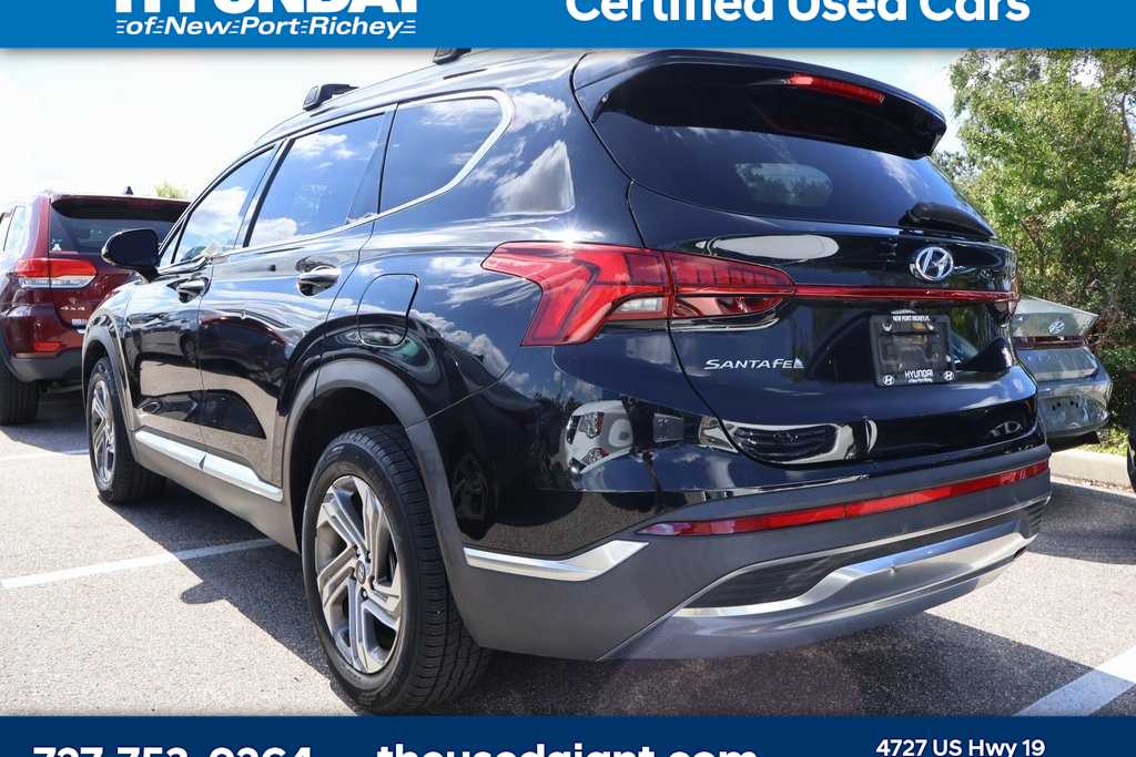 2022 Hyundai Santa Fe SEL 2